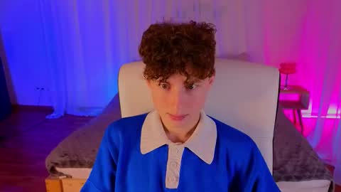 Chris online show from November 9, 4:22 pm