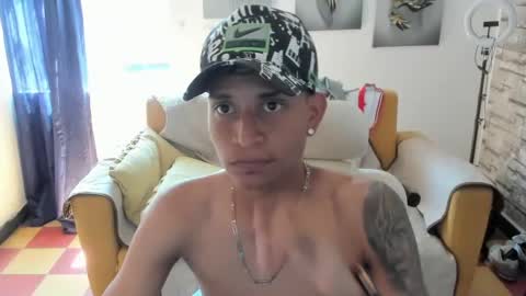 cristian dosantos online show from July 28, 3:21 pm