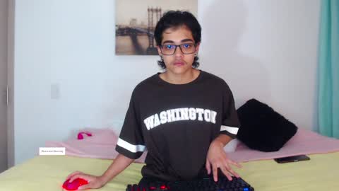    online show from December 8, 11:19 pm