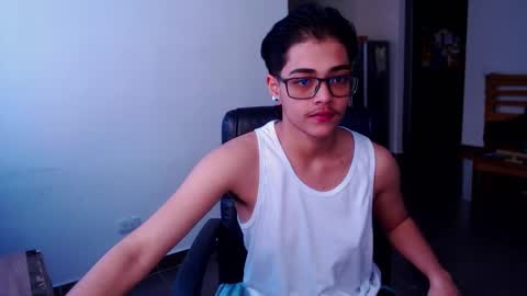    online show from January 8, 10:06 pm