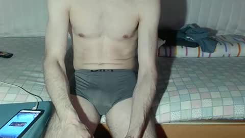 cristianrr184034 online show from April 6, 7:25 pm