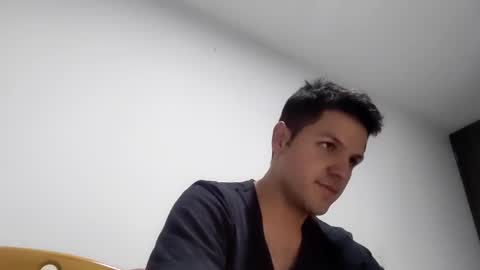 Snapshot of cristopher3042 chatting on January 17, 1:15 am cristopher3042 online show from January 17, 1:15 am