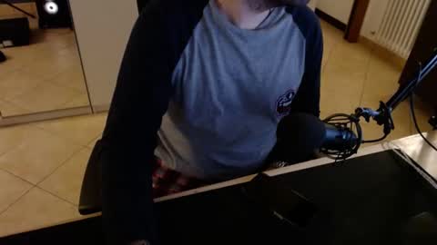 crocken_bisc online show from December 17, 6:09 pm