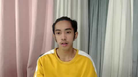 crocodale online show from May 31, 12:37 pm