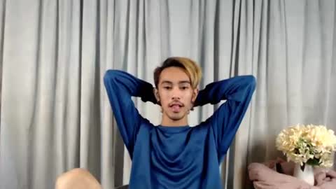 crocodale online show from March 4, 12:45 pm