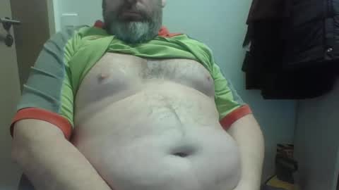 Snapshot of crouch1 chatting on January 9, 8:55 am Crouch1 online show from January 9, 8:55 am