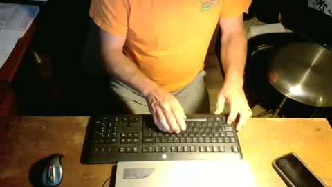 Crushit online show from April 8, 2:45 am