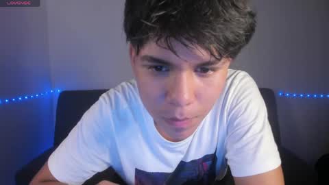 cuitealex online show from May 27, 5:04 am