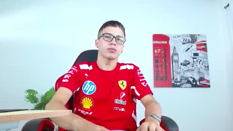 Snapshot of cumandres chatting on September 9, 2:16 pm cumandres online show from September 9, 2:16 pm