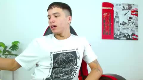 cumandres online show from March 10, 3:40 pm