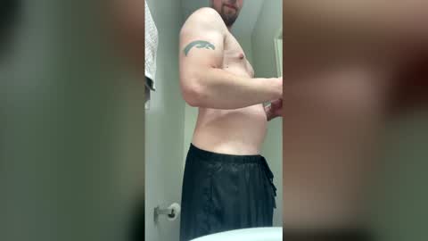 cumfindout696969 online show from April 11, 2:52 am