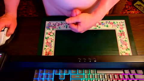 Snapshot of cumforme1988 chatting on October 9, 7:46 am cumforme1988 online show from October 9, 7:46 am