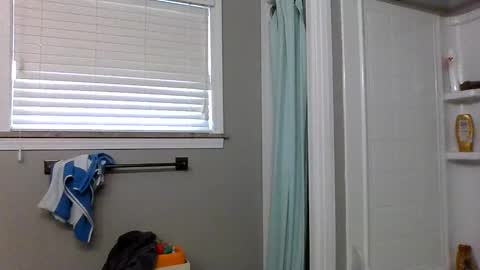 Snapshot of cumking51 chatting on October 25, 8:10 pm ConCon online show from October 25, 8:10 pm