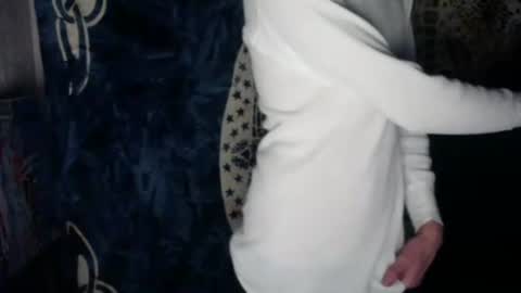 cumlickmydick69 online show from November 14, 9:22 am