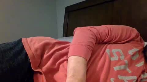 Snapshot of cummania69 chatting on October 31, 3:30 am cummania69 online show from October 31, 3:30 am