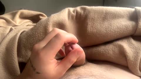 cumonmyf33t online show from March 12, 7:35 am