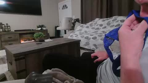 cumslowlyforu online show from January 6, 4:26 am