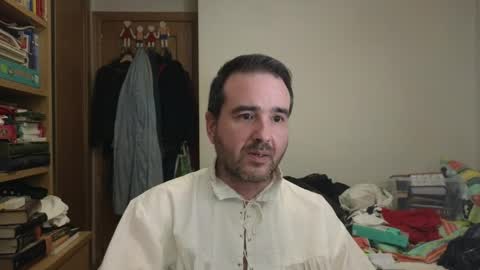 curiosillo1983 online show from May 24, 7:31 pm