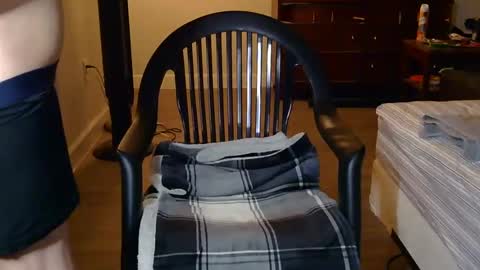 curiouss25 online show from March 3, 5:40 am