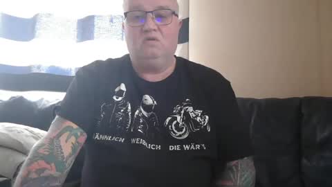 curtus14 online show from February 23, 8:33 am