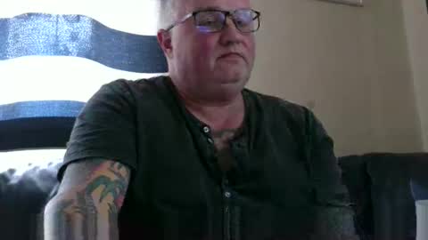 curtus14 online show from September 30, 3:04 pm