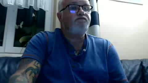curtus14 online show from July 9, 8:45 pm
