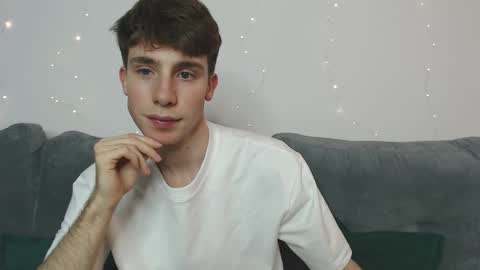 Im Brian online show from December 22, 3:42 pm