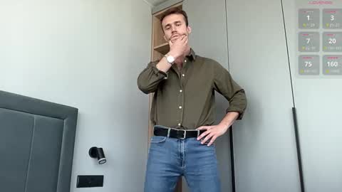 cute_skywalker online show from September 11, 10:03 am