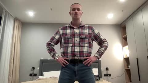 cute_skywalker online show from December 22, 1:52 pm