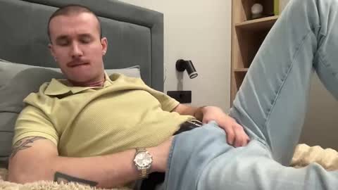 cute_skywalker online show from January 5, 5:27 pm