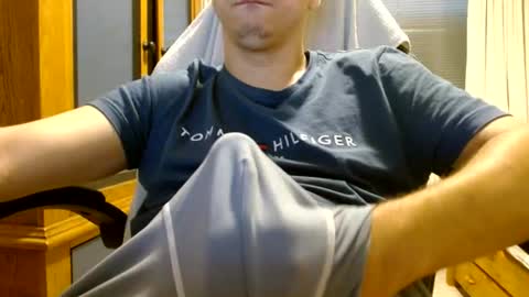 Cuteboy090 online show from June 23, 9:25 am