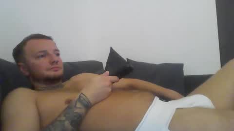 cutescottishlad online show from October 11, 6:23 pm