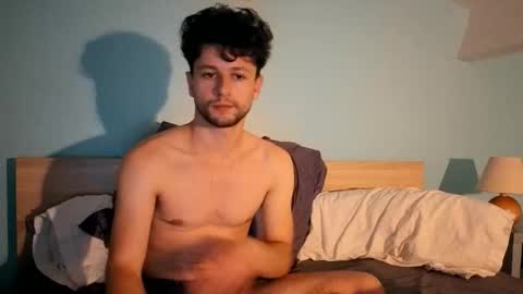 Snapshot of cutesubtwink101 chatting on October 31, 1:07 am cutesubtwink101 online show from October 31, 1:07 am