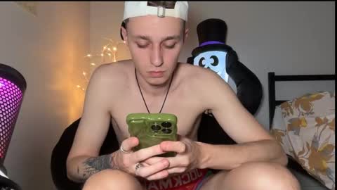 Snapshot of da_danya chatting on October 13, 2:06 am da_danya online show from October 13, 2:06 am