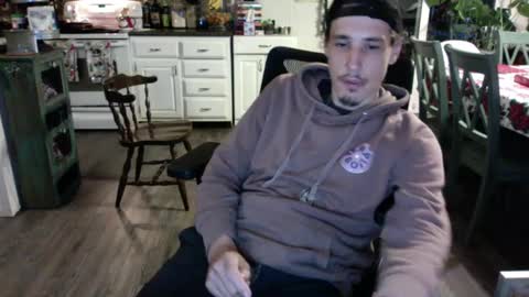 dabbylonglegs online show from December 17, 6:24 am