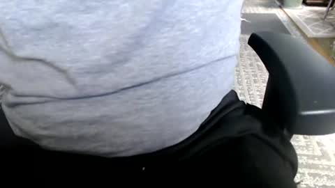 daddnextdoor online show from June 15, 9:29 pm