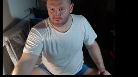 Snapshot of daddychandalo chatting on January 25, 5:29 am daddychandalo online show from January 25, 5:29 am