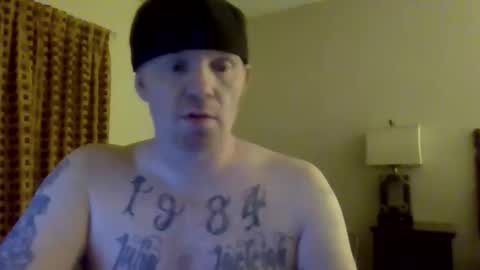 daddyownsyouwhore84 online show from November 28, 5:21 am