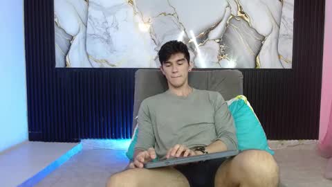 dah_veed online show from January 14, 12:43 pm