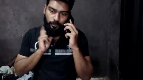 indian guys online show from December 15, 1:19 pm