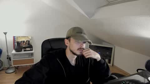 Daimon  online show from October 29, 2:03 am