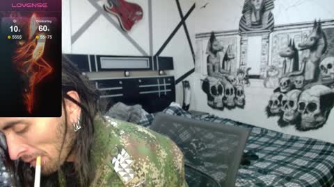 Snapshot of daimon_rock01 chatting on January 27, 3:37 am felipe online show from January 27, 3:37 am