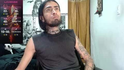 Snapshot of daimon_rock01 chatting on March 1, 5:20 am felipe online show from March 1, 5:20 am