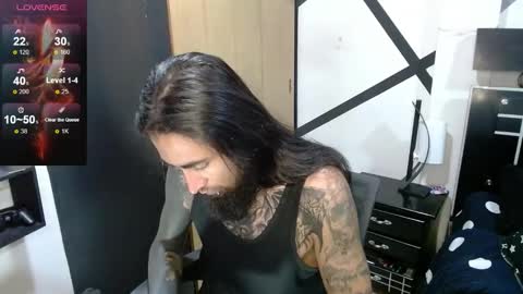 Snapshot of daimon_rock01 chatting on October 29, 11:57 am felipe online show from October 29, 11:57 am