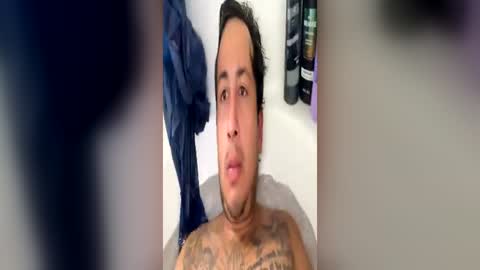 dakotapankonin0 online show from June 27, 1:06 pm