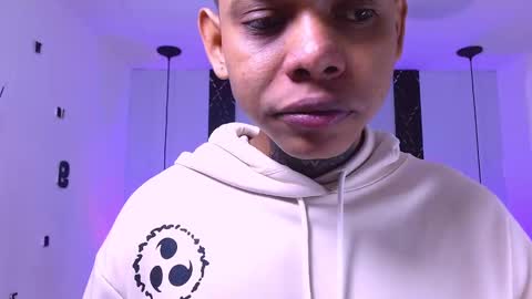 damar_felipe online show from October 18, 4:17 am