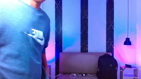 damar_felipe online show from September 21, 5:29 am