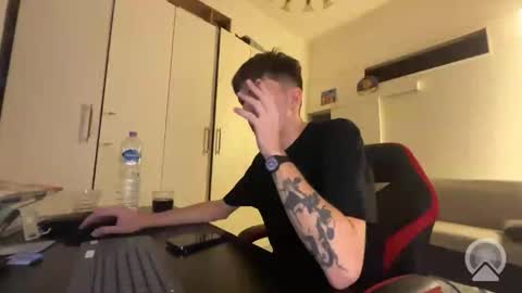 Snapshot of damebastille93 chatting on October 21, 6:00 pm Dame Bastille Littel Prince online show from October 21, 6:00 pm