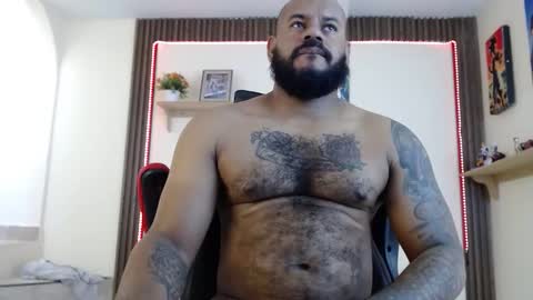damian64436171 online show from June 4, 5:41 pm