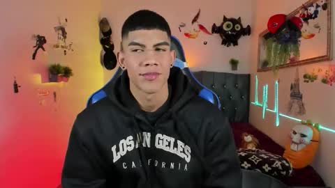 Damian online show from November 3, 4:16 am